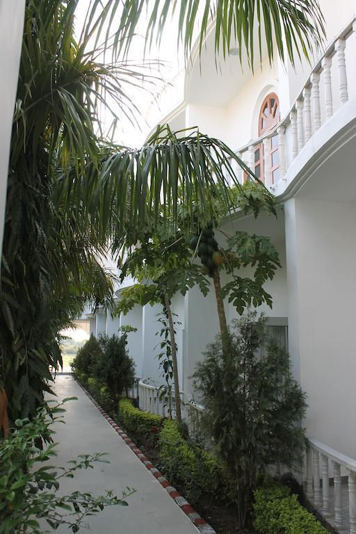 Hotel Isabel Palace Khajurāho Quarto foto